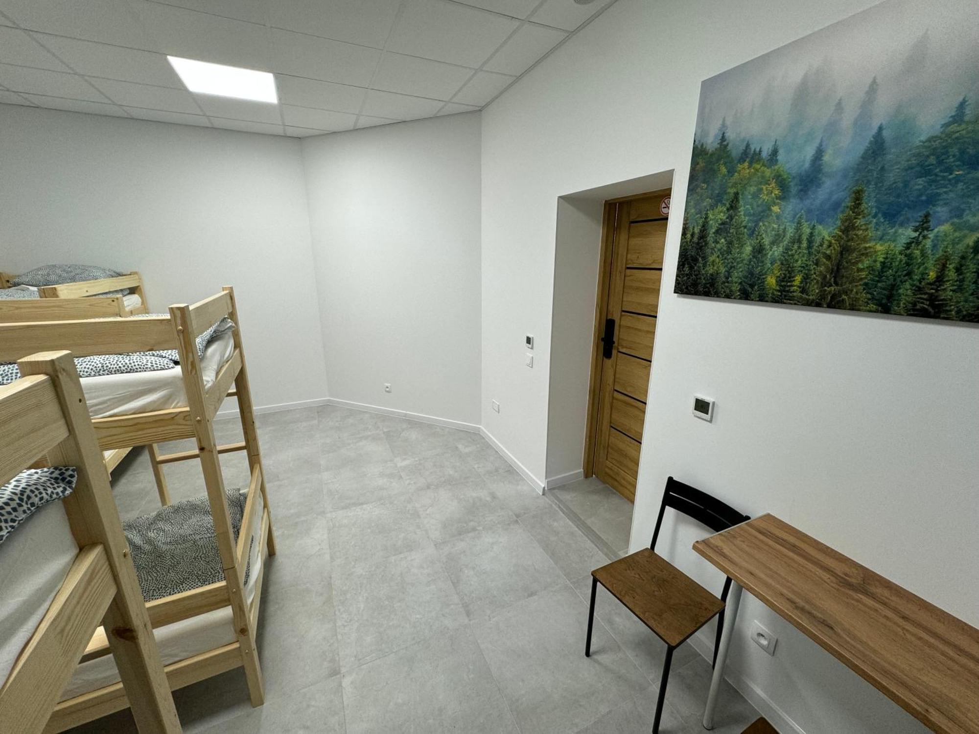 Green Hostel Katowice - 24H Parking Екстер'єр фото