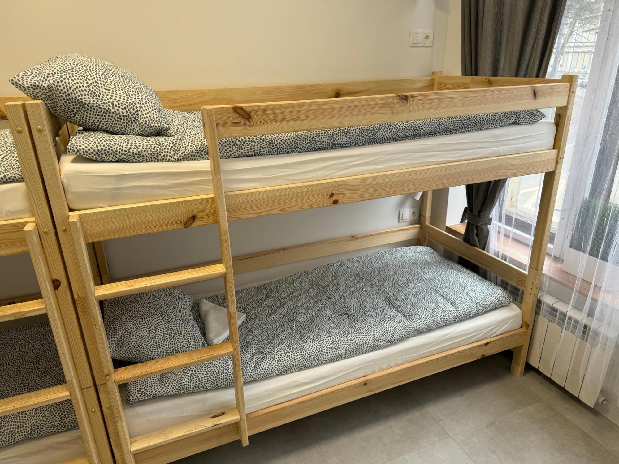 Green Hostel Katowice - 24H Parking Екстер'єр фото