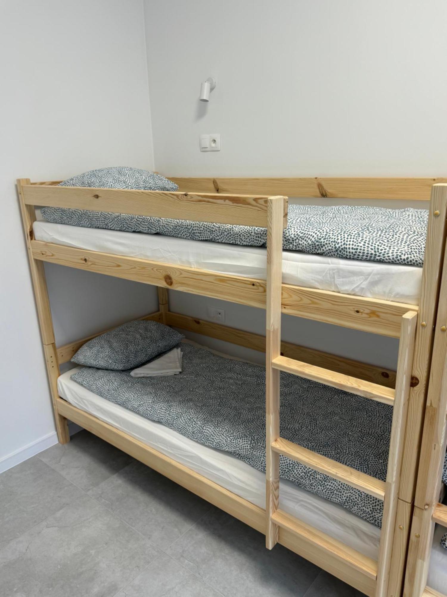 Green Hostel Katowice - 24H Parking Екстер'єр фото