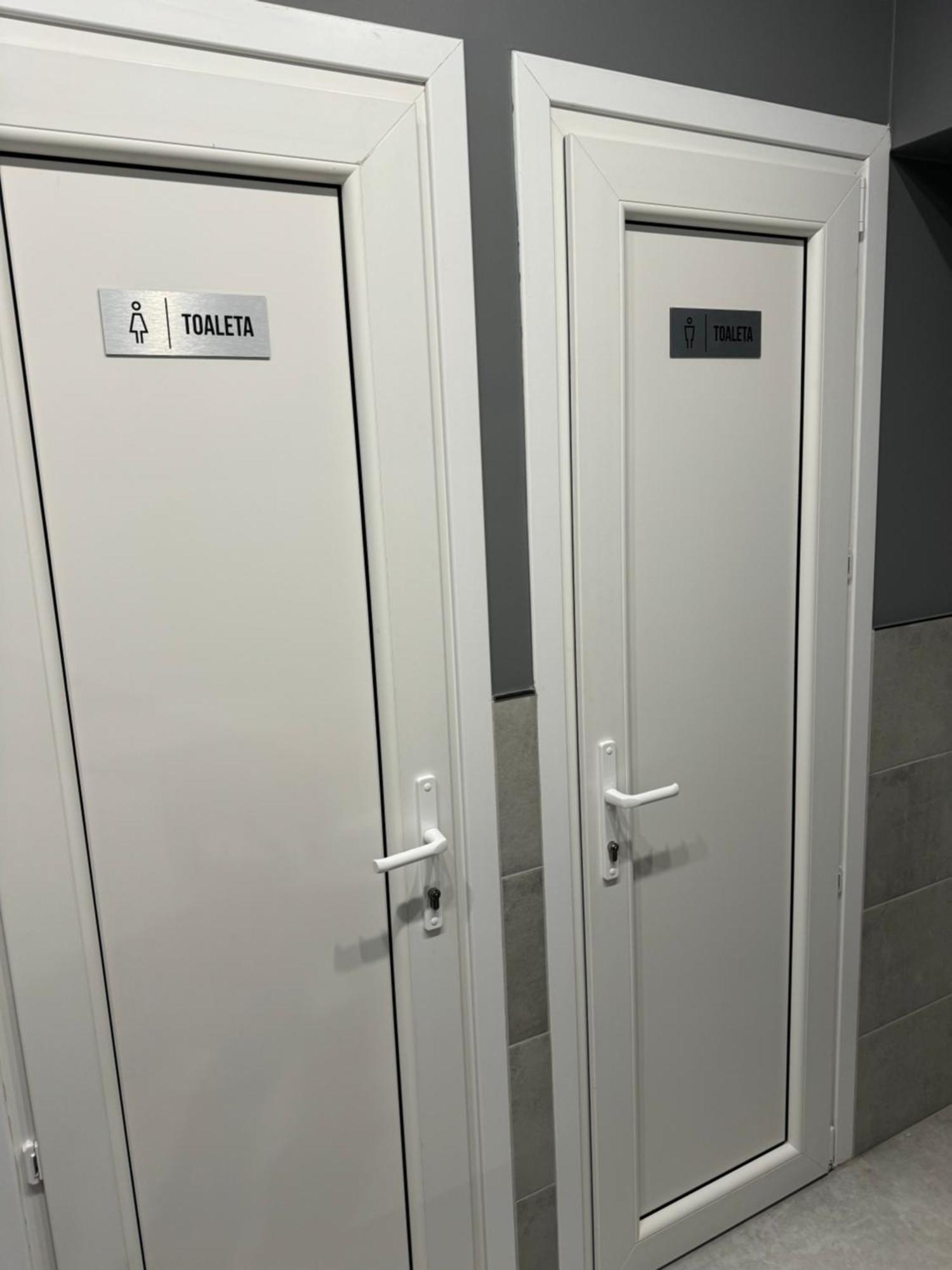Green Hostel Katowice - 24H Parking Екстер'єр фото
